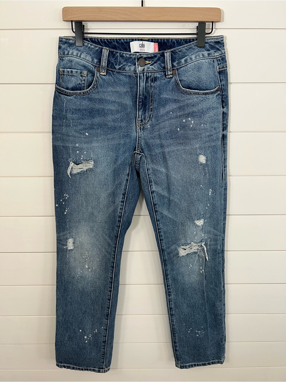 Cabi Boyfriend Jeans Womens Size 2 Distressed Denim 100% Cotton - Picture 2 of 13